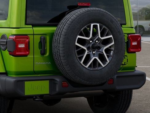 New 2026 Jeep Wrangler Unlimited Sahara AWD/4WD image 21