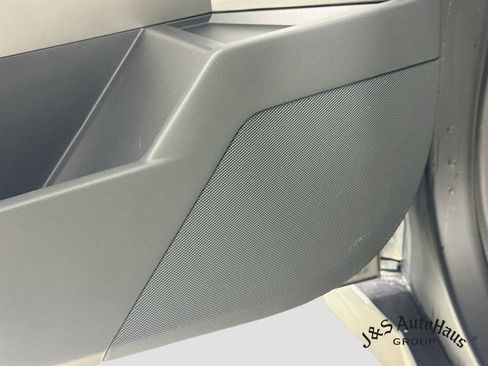 Used 2024 Tesla Cybertruck AWD Crew Cab image 25