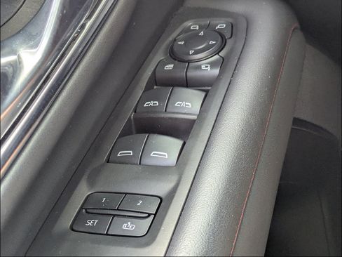 Used 2024 Chevrolet Suburban RST w/ Luxury Package RWD image 29