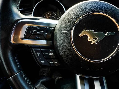 Used 2019 Ford Mustang GT Premium w/ GT Performance Package RWD image 29