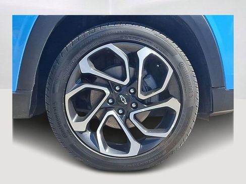 Used 2024 Chevrolet Trax RS w/ Sunroof Package image 7