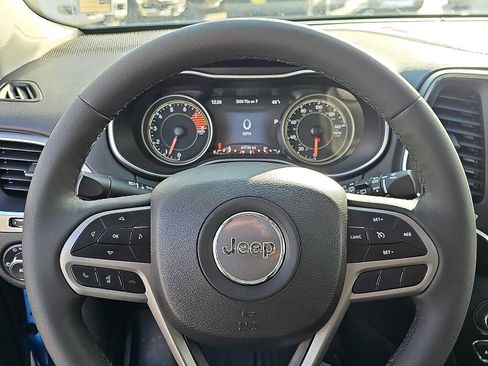 Used 2022 Jeep Cherokee Latitude Lux w/ Sun & Sound Group image 21