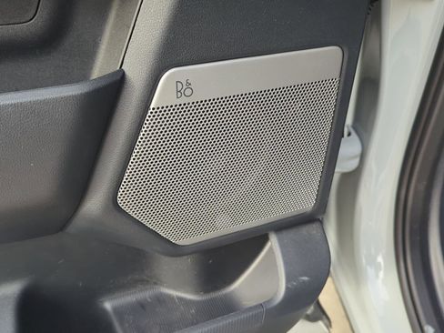 Used 2023 Ford F150 Lariat w/ Equipment Group 502A High image 18