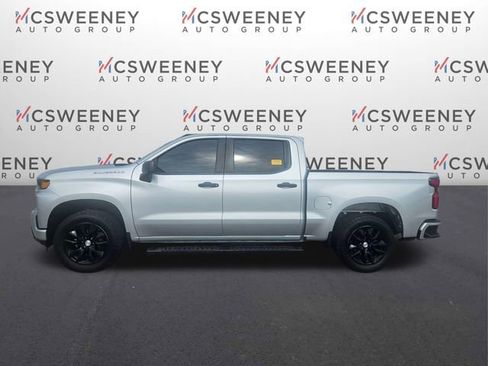 Used 2021 Chevrolet Silverado 1500 Custom RWD image 2