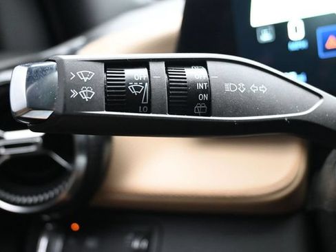 Used 2025 Chevrolet Equinox ACTIV w/ Safety and Technology Package FWD image 22