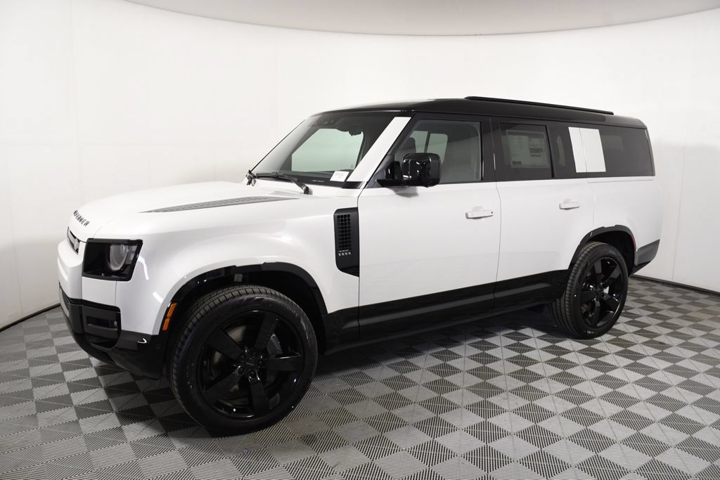 New 2026 Land Rover Defender 130 X-Dynamic SE AWD/4WD image 2