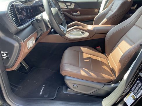 Certified 2024 Mercedes-Benz GLS 450 4MATIC image 21