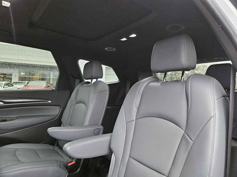 Used 2023 Buick Enclave Essence w/ Experience Buick Package image 21