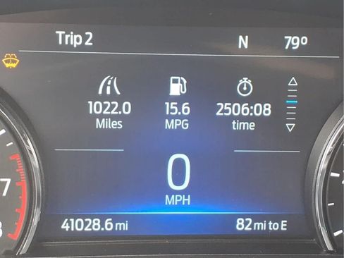 Used 2023 Ford Explorer XLT AWD/4WD image 20