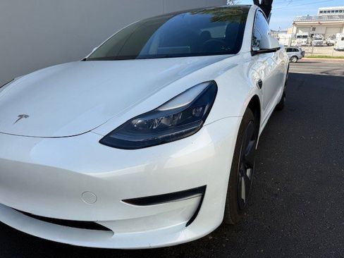 Used 2023 Tesla Model 3 Standard Range image 5