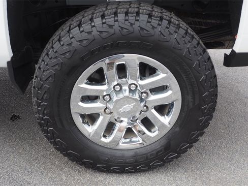 Used 2019 Chevrolet Silverado 2500 LT image 9