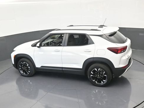 Used 2022 Chevrolet TrailBlazer LT w/ Driver Confidence Package image 41