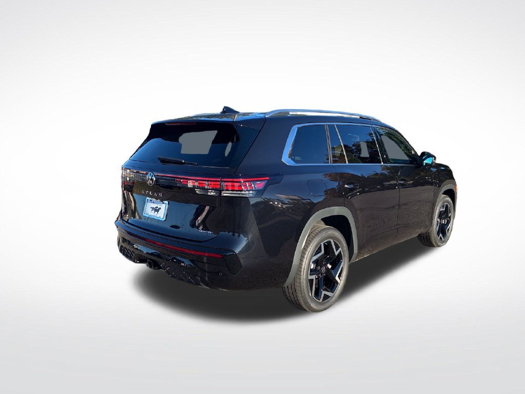 New 2027 Volkswagen Atlas SEL R-Line AWD/4WD image 3