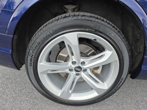 Used 2019 Audi Q7 3.0T Prestige w/ Prestige Package image 35