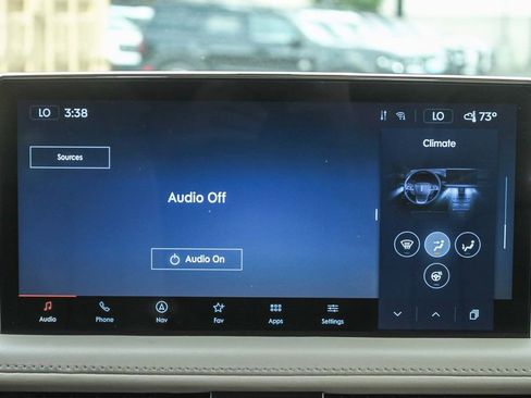 Used 2022 Lincoln Nautilus Reserve w/ Equipment Group 202A AWD/4WD image 18