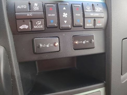 Used 2011 Honda Pilot Touring image 6
