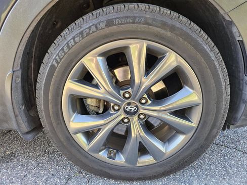 Used 2018 Hyundai Santa Fe Sport image 28