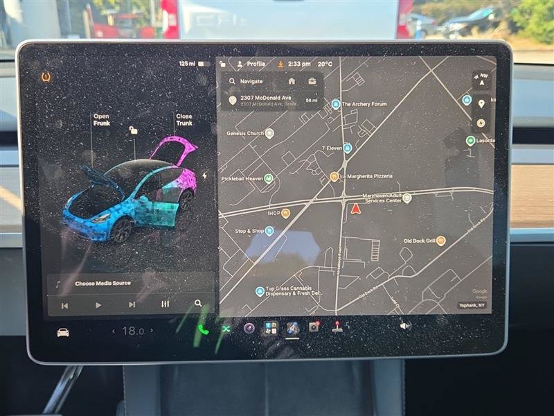 Used 2023 Tesla Model Y Long Range AWD/4WD image 4