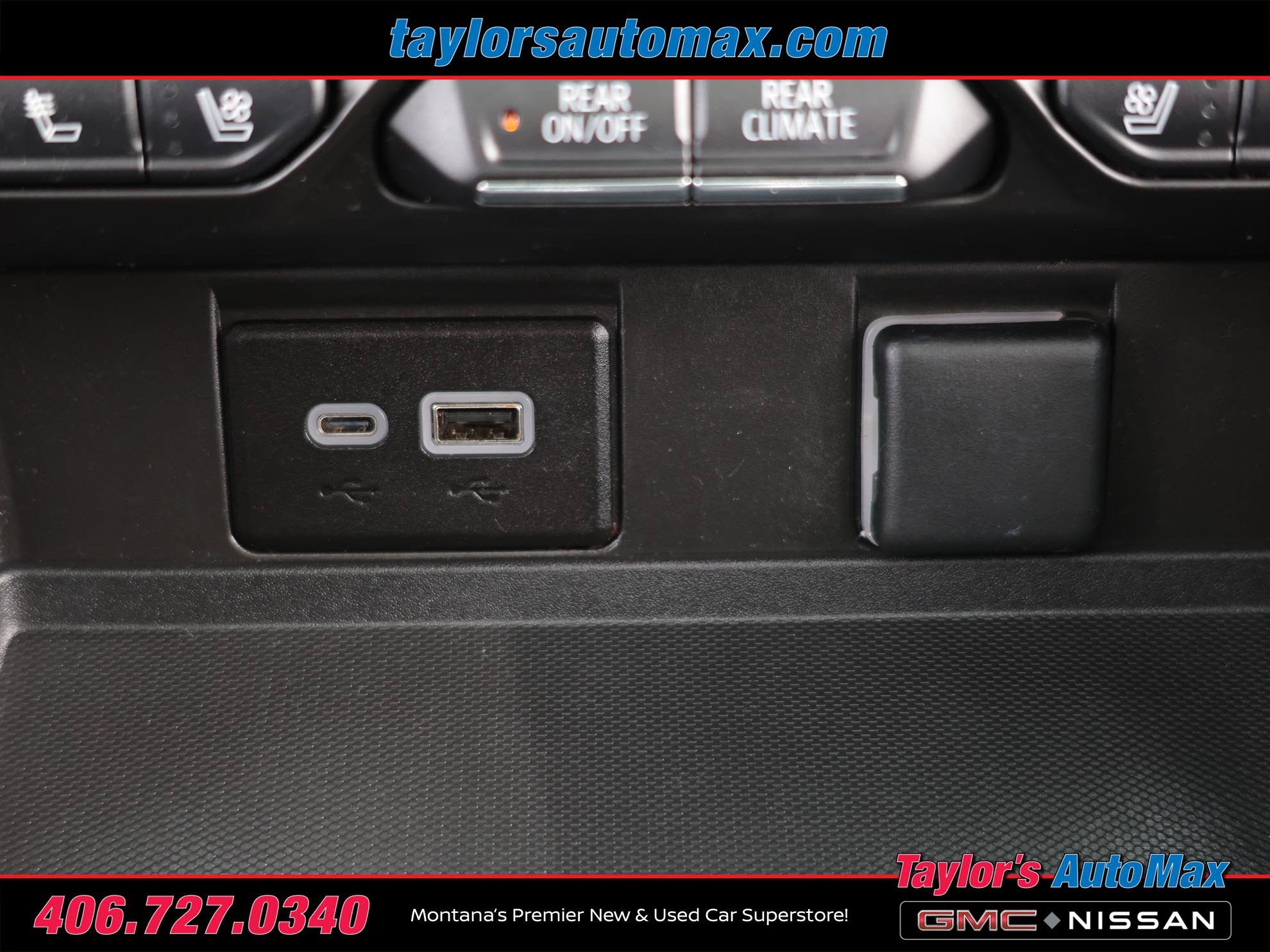 Used 2024 GMC Yukon AT4 w/ Technology Package AWD/4WD image 24