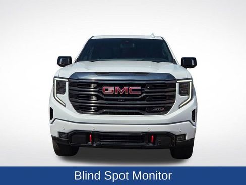 Used 2023 GMC Sierra 1500 AT4 w/ AT4 Premium Package AWD/4WD image 11