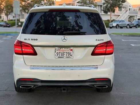 Used 2017 Mercedes-Benz GLS 550 4MATIC image 9