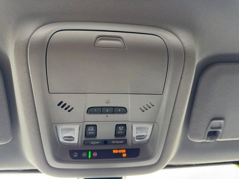 Used 2018 GMC Acadia SLT w/ LPO, Protection Package image 26