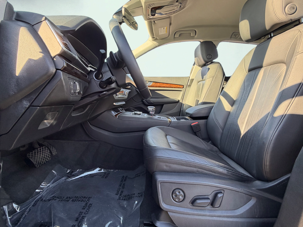 Used 2019 Audi Q5 2.0T Premium AWD/4WD image 45