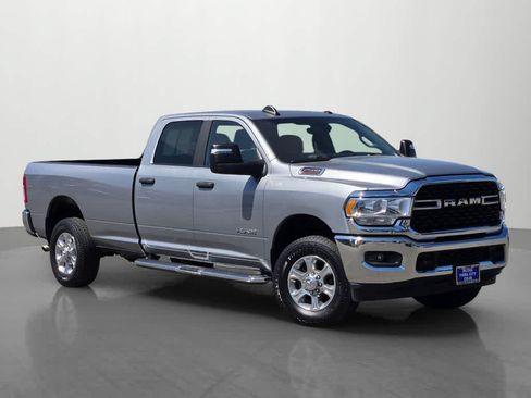 Used 2024 RAM 2500 Big Horn AWD/4WD image 8