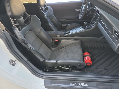 Used 2016 Porsche 911 GT3 RS image 23