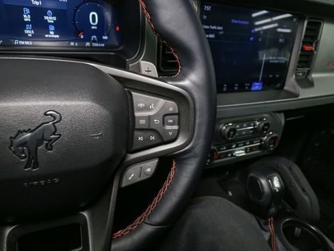 Used 2025 Ford Bronco Raptor AWD/4WD image 32