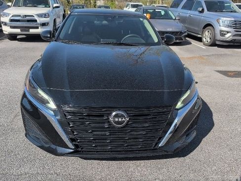 Used 2023 Nissan Altima 2.5 S image 2