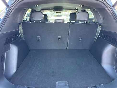 Used 2025 Ford Escape ST-Line w/ Equipment Group 301A image 8