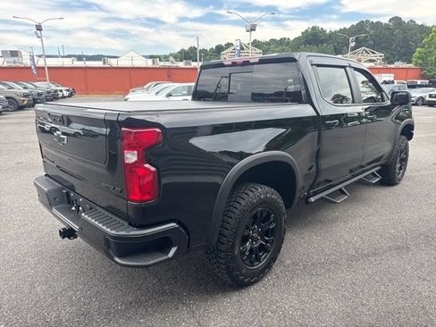 Used 2025 Chevrolet Silverado 1500 ZR2 w/ Technology Package AWD/4WD image 6