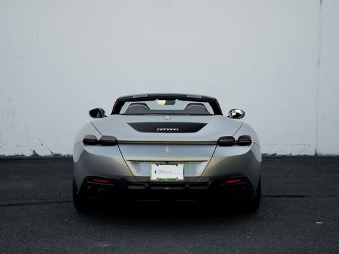 Certified 2024 Ferrari Roma Spider image 18