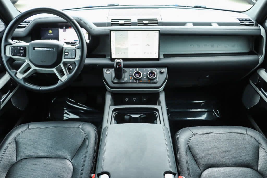 Used 2024 Land Rover Defender 130 S AWD/4WD image 12