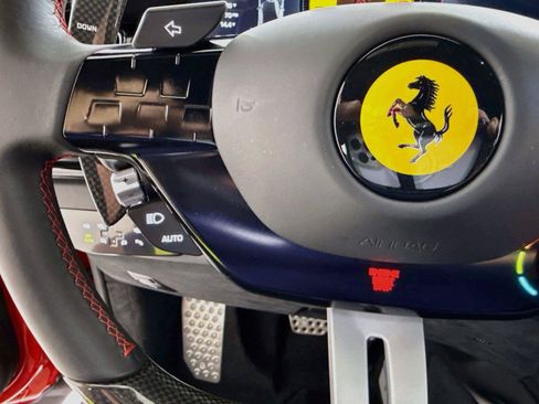 Used 2025 Ferrari Purosangue AWD/4WD image 22