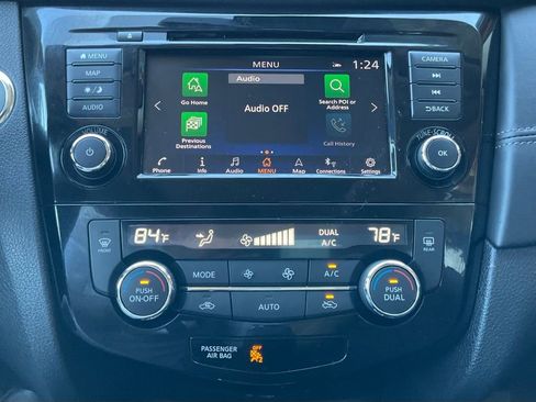 Used 2020 Nissan Rogue SL w/ Premium Package image 50