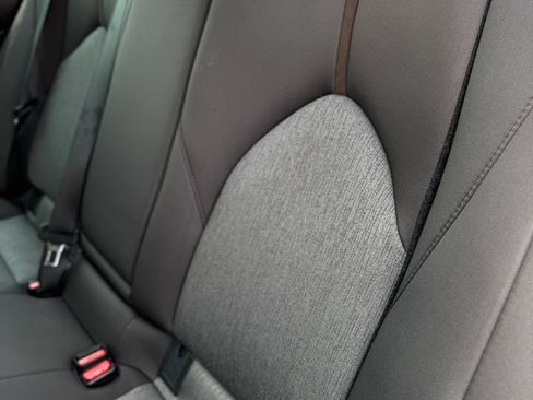 Used 2019 Toyota Camry LE FWD image 31