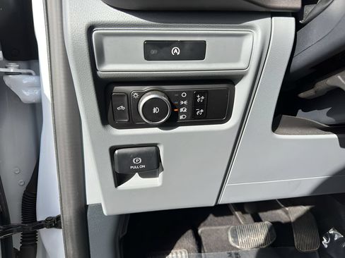 Used 2025 Ford F150 XLT w/ Equipment Group 301A Standard AWD/4WD image 15