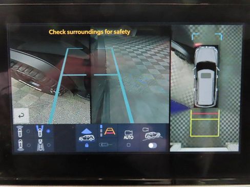 Used 2025 Toyota Sequoia SR5 image 18