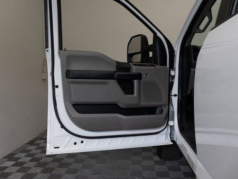 Used 2019 Ford F350 XL w/ Power Equipment Group image 13