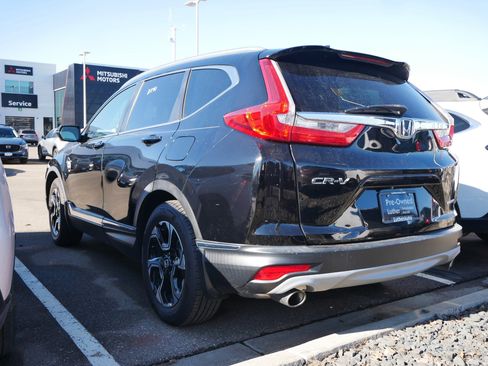 Used 2018 Honda CR-V Touring image 4