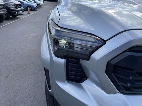 Used 2024 Toyota Tacoma TRD Sport image 14