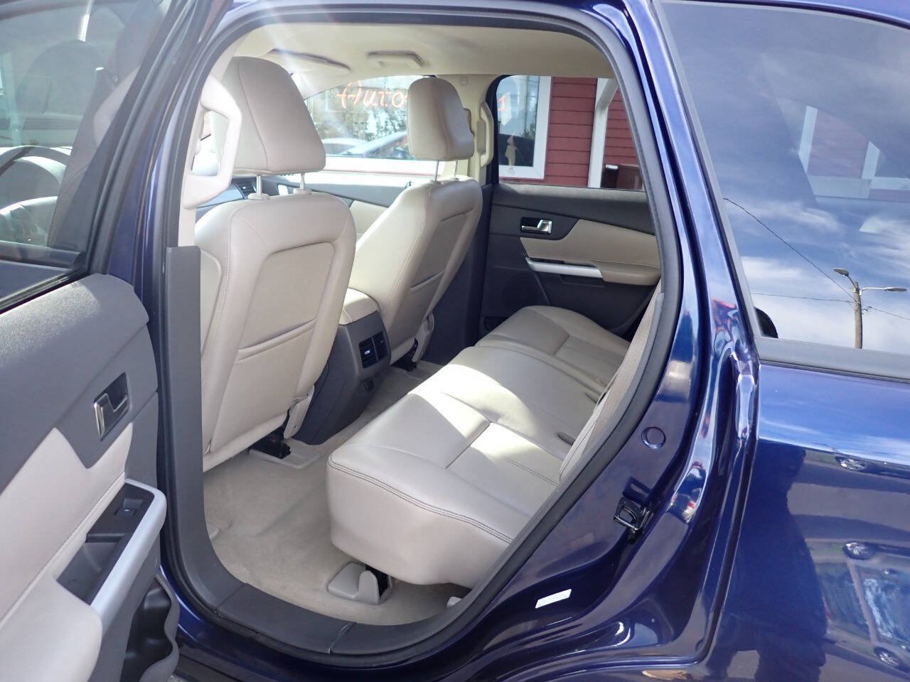 Used 2011 Ford Edge SEL w/ 202A Rapid Spec Order Code AWD/4WD image 8
