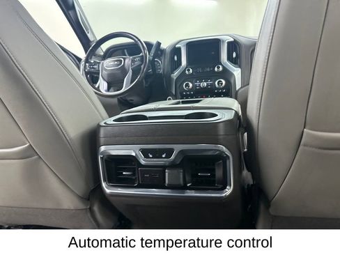 Used 2021 GMC Sierra 1500 SLT w/ SLT Premium Plus Package AWD/4WD image 30