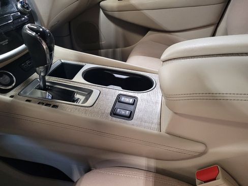 Used 2019 Nissan Murano SV w/ Premium Package FWD image 26