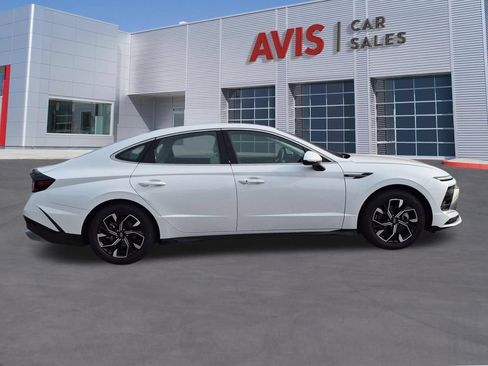 Used 2025 Hyundai Sonata SEL FWD image 5