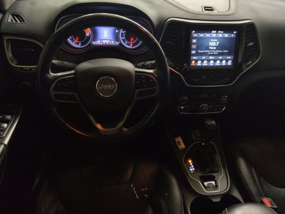 Used 2019 Jeep Cherokee Limited FWD image 22