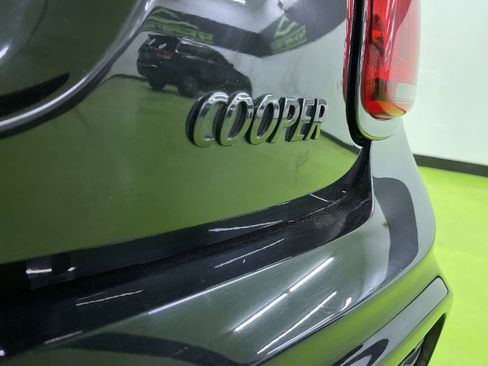 Used 2021 MINI Cooper 2-Door Hardtop image 13