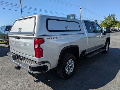 Used 2021 Chevrolet Silverado 2500 LT w/ Convenience Package AWD/4WD image 6